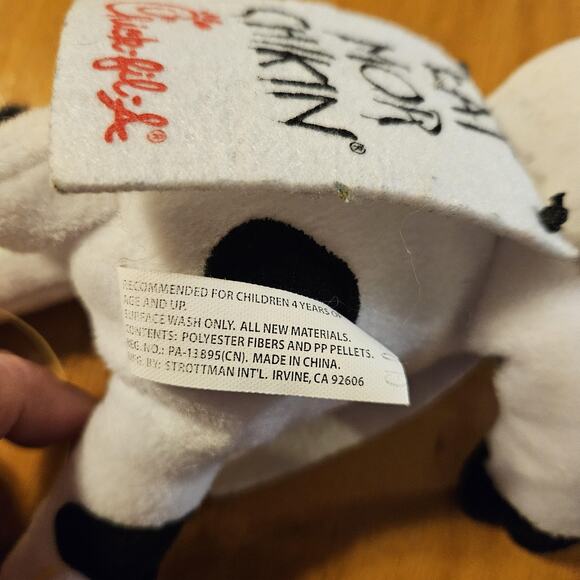 Vintage 2002 Chick-fil-A Eat Mor Chikin Cow Plush Toy Stuffed Animal Mascot - Picture 7 of 9